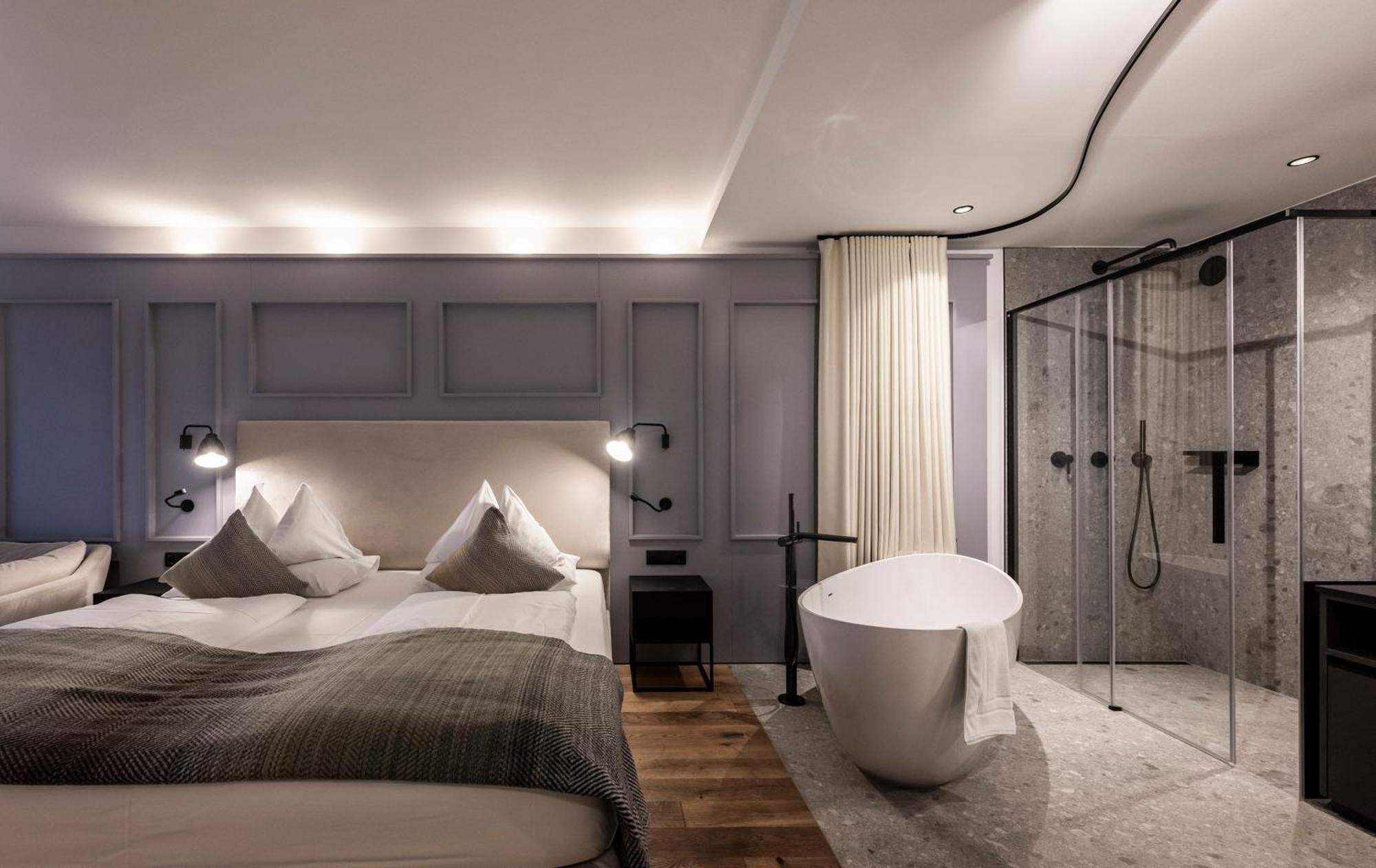 Hotel Garberhof Малес Веноста Екстериор снимка